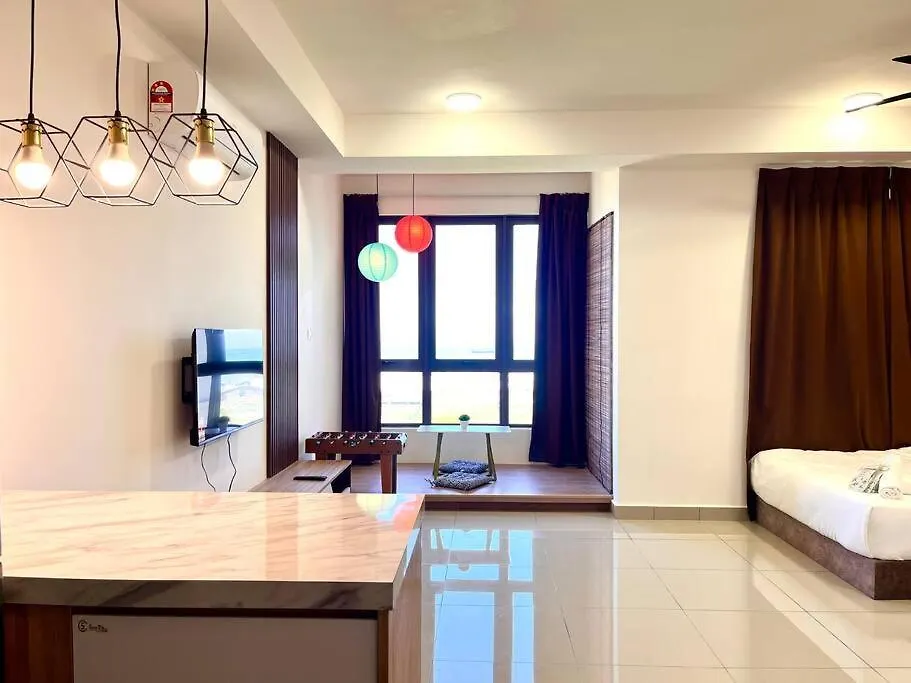 Urban Seaview Paradise: Infinity Pool, Gym & Beyond Malacca